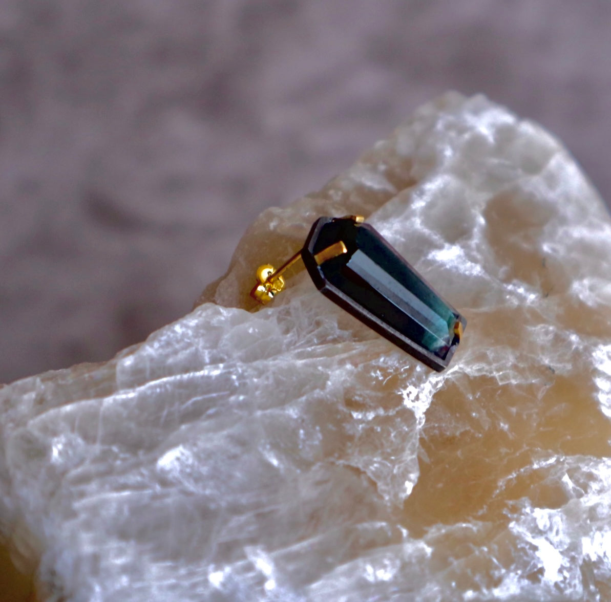 Otsu • 乙 Pierce-02